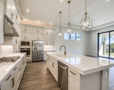 9603 St. Germain Drive - Photo Thumbnail 2