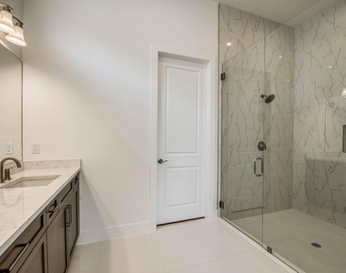 9603 St. Germain Drive - Photo Thumbnail 11