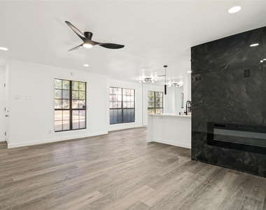 5801 Lake Hubbard Parkway - Photo Thumbnail 4