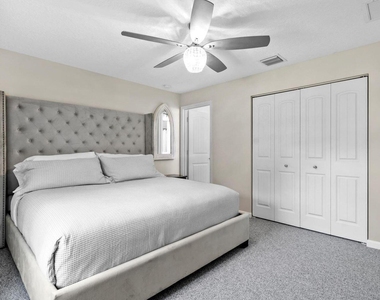 5032 Se Flounder Avenue - Photo Thumbnail 7