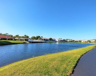 1004 Green Pine Boulevard - Photo Thumbnail 30