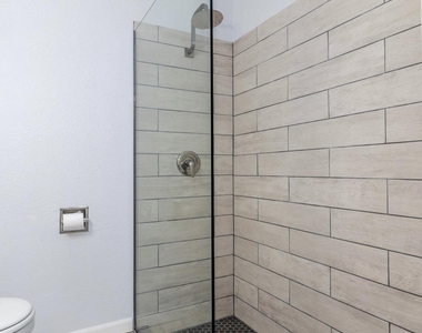 2714 Rhode Island Avenue - Photo Thumbnail 35