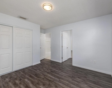 2714 Rhode Island Avenue - Photo Thumbnail 16