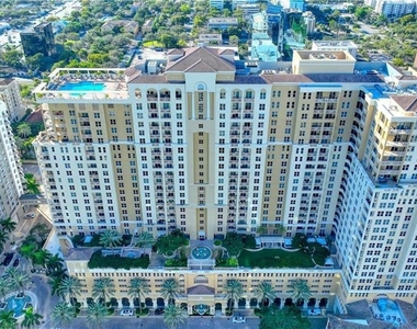 511 Se 5th Avenue - Photo Thumbnail 7