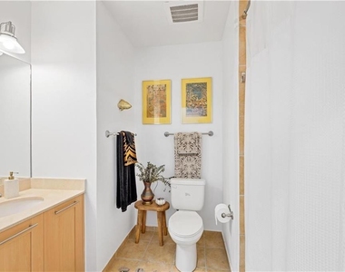 511 Se 5th Avenue - Photo Thumbnail 4