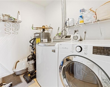 511 Se 5th Avenue - Photo Thumbnail 5