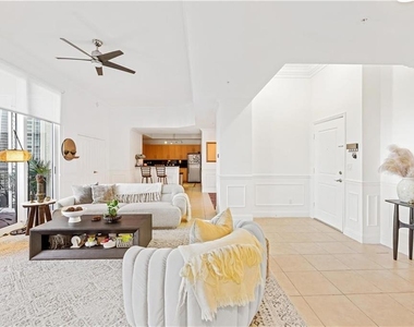 511 Se 5th Avenue - Photo Thumbnail 1