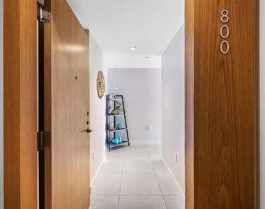 401 N Birch Road - Photo Thumbnail 1