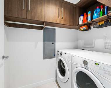 401 N Birch Road - Photo Thumbnail 9