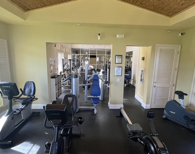 123 Yacht Club Way - Photo Thumbnail 18