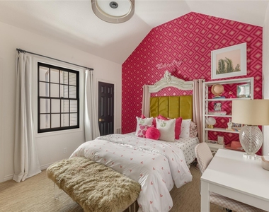 3705 Binkley Avenue - Photo Thumbnail 13
