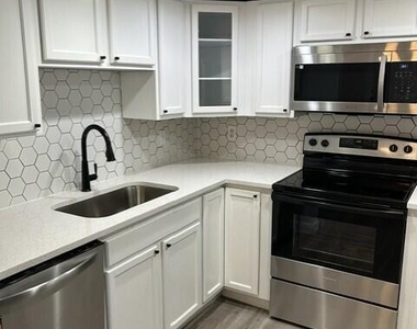 10330 N Military Trail - Photo Thumbnail 3