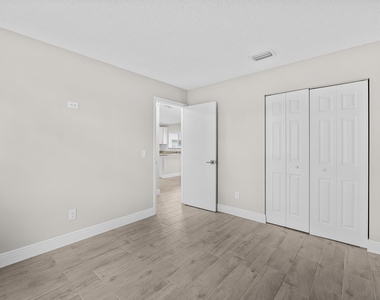 265 Sw Dalton Circle - Photo Thumbnail 14