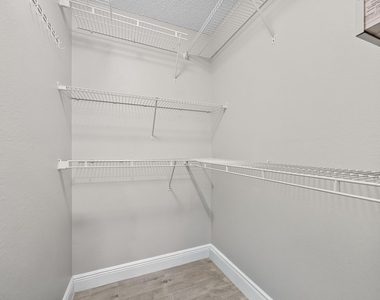 265 Sw Dalton Circle - Photo Thumbnail 13