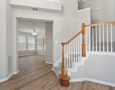 7849 Lake Meredith Way - Photo Thumbnail 2