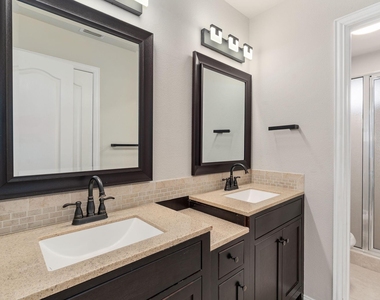 7849 Lake Meredith Way - Photo Thumbnail 21