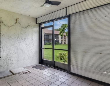 2355 Sw 15th - Photo Thumbnail 11