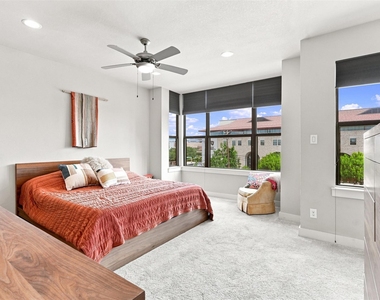 1114 S Adams Street - Photo Thumbnail 29