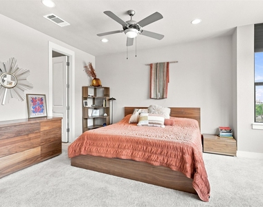 1114 S Adams Street - Photo Thumbnail 33