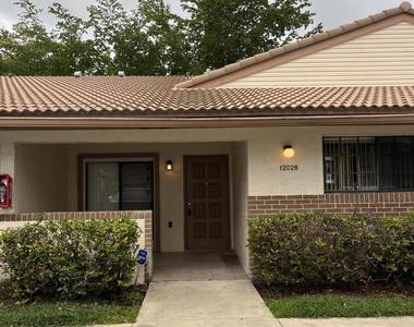 12028 Royal Palm Boulevard - Photo Thumbnail 29