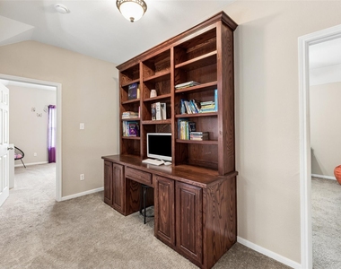 1301 Bramble Lane - Photo Thumbnail 25