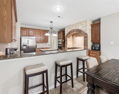 1301 Bramble Lane - Photo Thumbnail 9