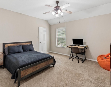 1301 Bramble Lane - Photo Thumbnail 30