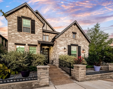 4325 Smokey Quartz Lane - Photo Thumbnail 3