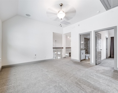 4325 Smokey Quartz Lane - Photo Thumbnail 24