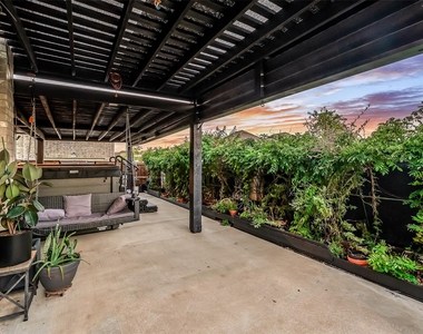 4325 Smokey Quartz Lane - Photo Thumbnail 36