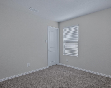 2617 Kings Canyon Mews - Photo Thumbnail 12