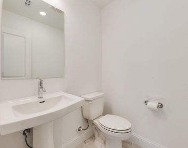 3380 Betony Street - Photo Thumbnail 10