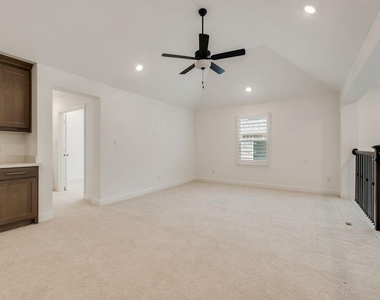 3380 Betony Street - Photo Thumbnail 11