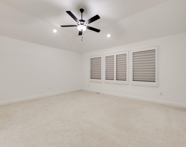 3380 Betony Street - Photo Thumbnail 14