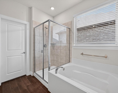 11324 Blaze Street - Photo Thumbnail 17