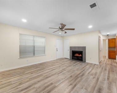 5221 Cordova Avenue - Photo Thumbnail 8
