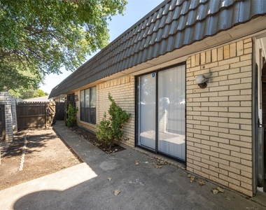 5221 Cordova Avenue - Photo Thumbnail 4