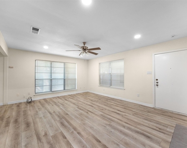 5221 Cordova Avenue - Photo Thumbnail 7