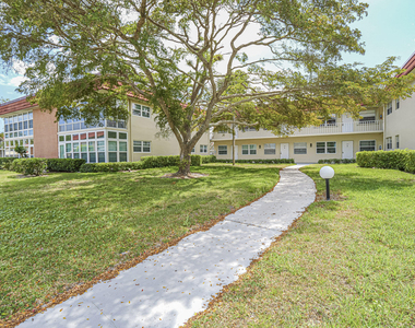 41 Woodland Drive - Photo Thumbnail 1