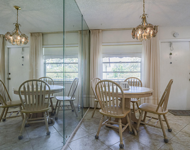 41 Woodland Drive - Photo Thumbnail 11