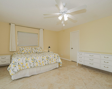 41 Woodland Drive - Photo Thumbnail 15