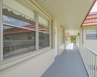 41 Woodland Drive - Photo Thumbnail 2