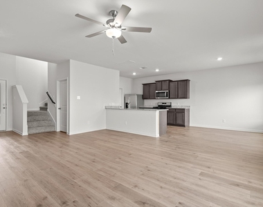 9600 Stranton Drive - Photo Thumbnail 4