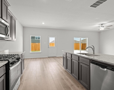 9600 Stranton Drive - Photo Thumbnail 3