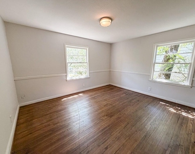 1322 Biggs Terrace - Photo Thumbnail 10