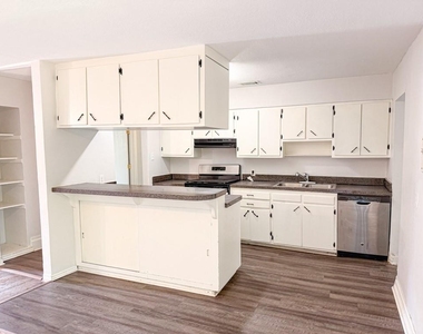 1322 Biggs Terrace - Photo Thumbnail 5