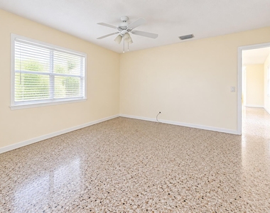 5456 Ne 1st Avenue - Photo Thumbnail 16