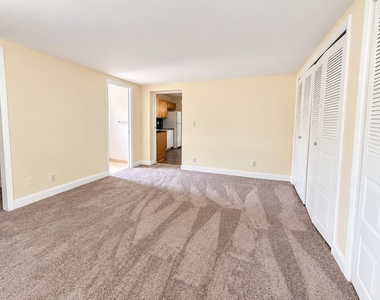 5456 Ne 1st Avenue - Photo Thumbnail 11