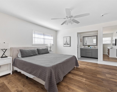 3170 Golfing Green Drive - Photo Thumbnail 16