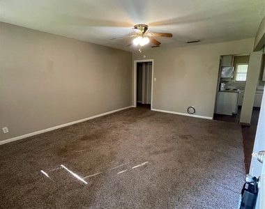 910 Westmoreland Street - Photo Thumbnail 6